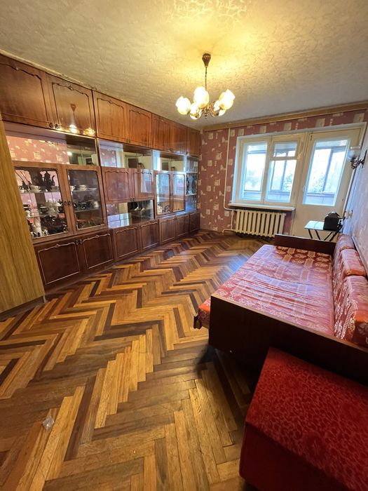 Продаж видовоі 1-кім квартири
