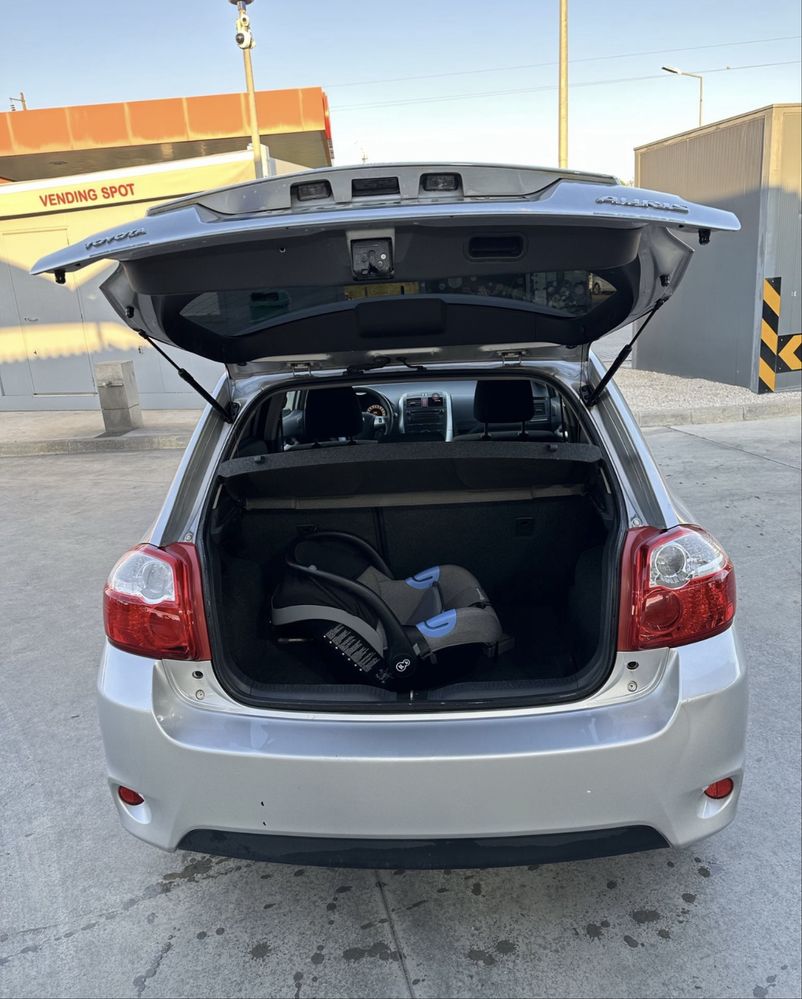 Toyota auris 1.4 2011