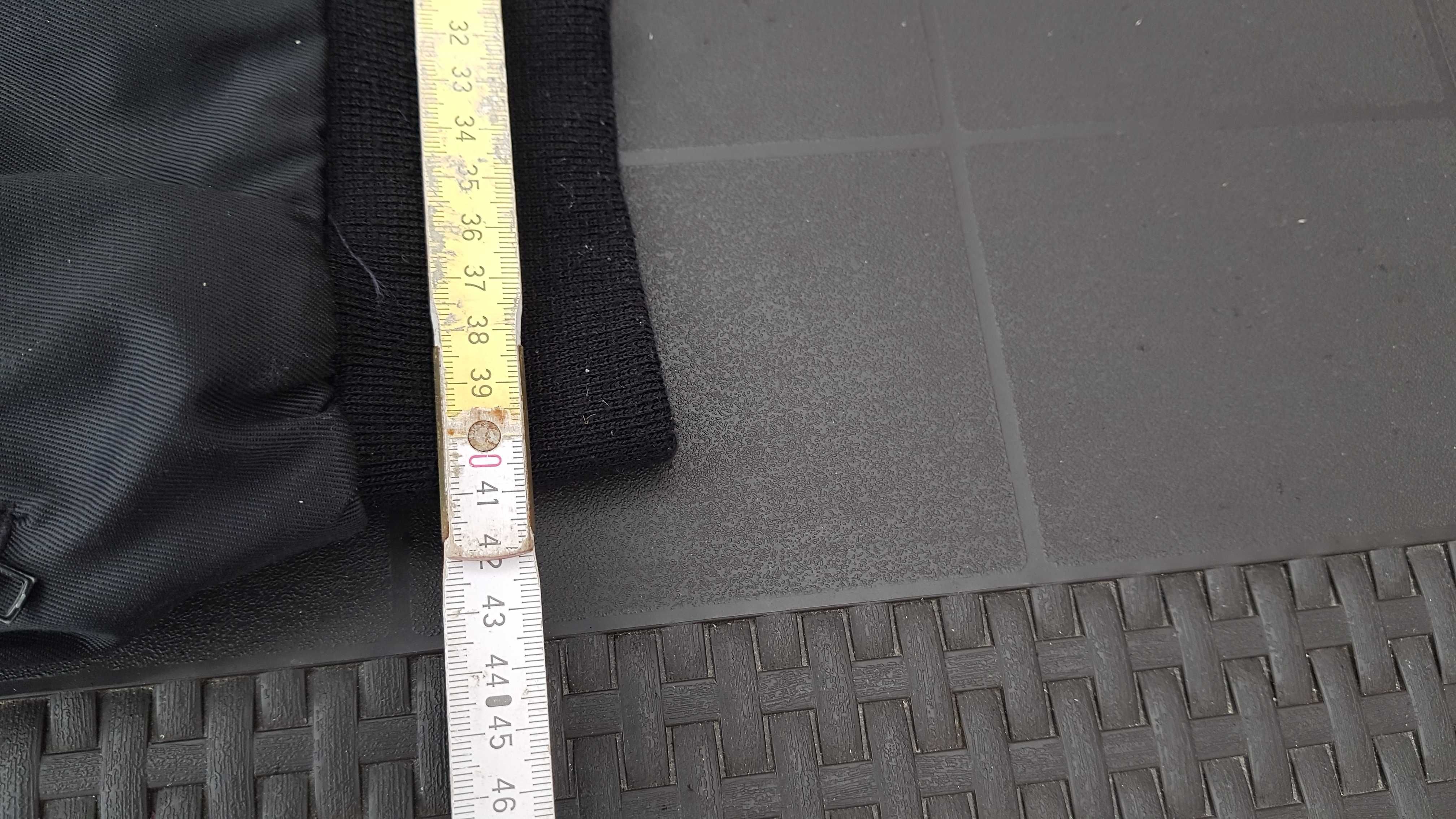 Czarna męska kurtka POWERFIX wielkość 48