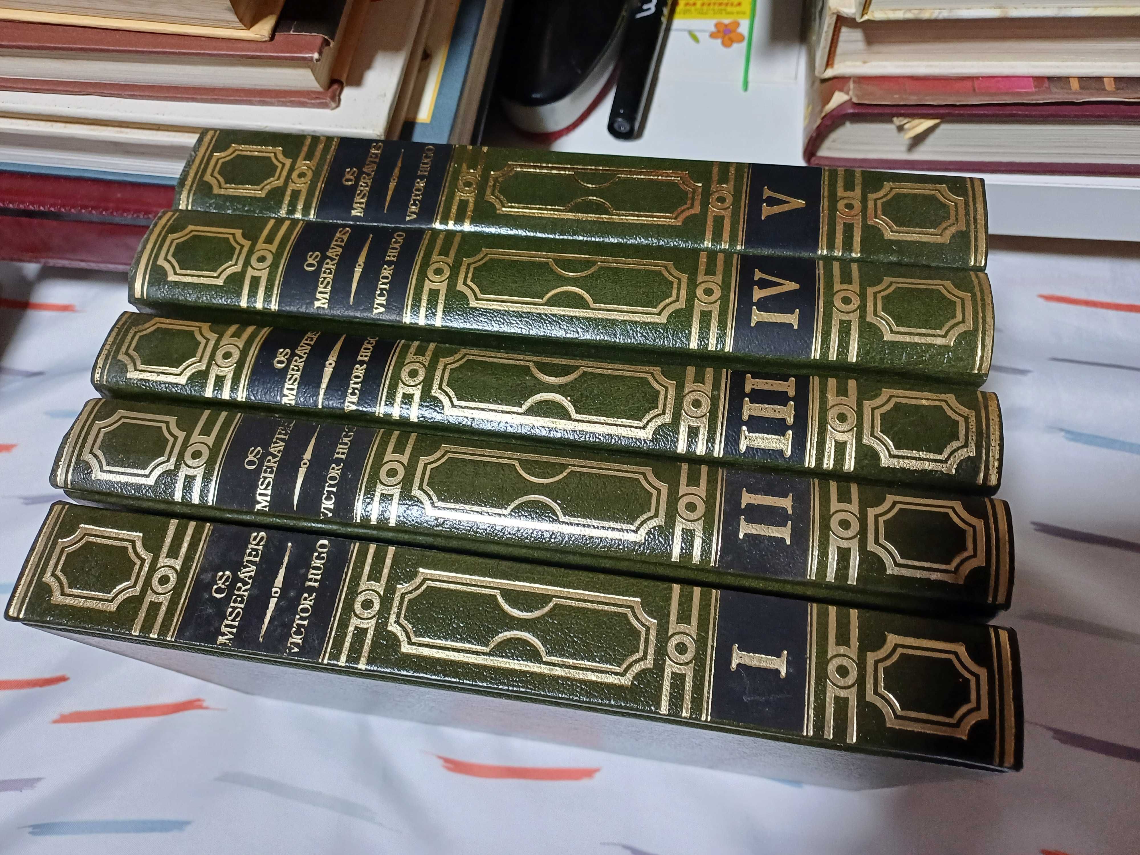 Vitor Hugo - Os Miseráveis 5 volumes