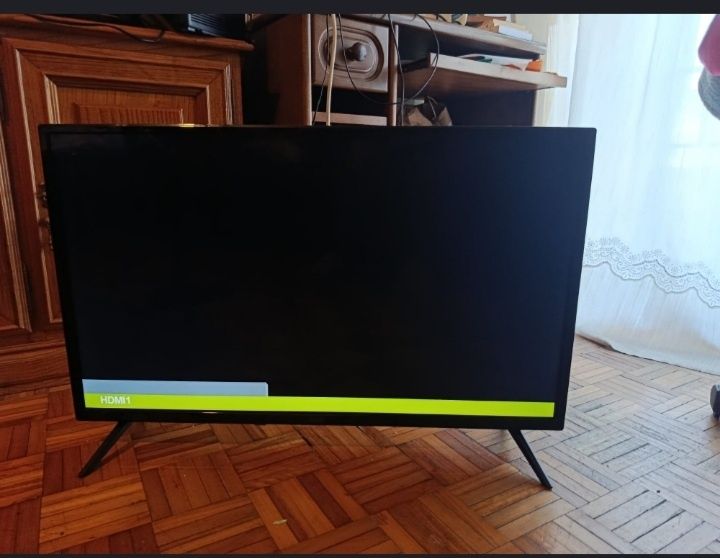 32 p  tv como nova