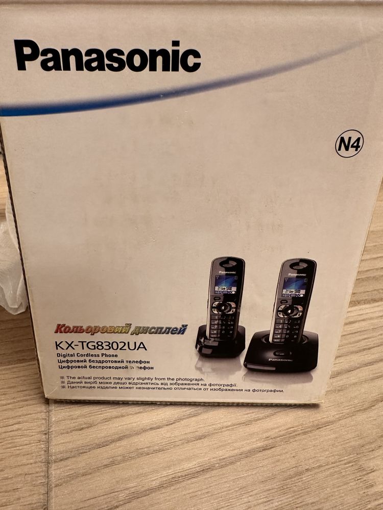 Стационарный телефон panasonic KX-TG 8302UA