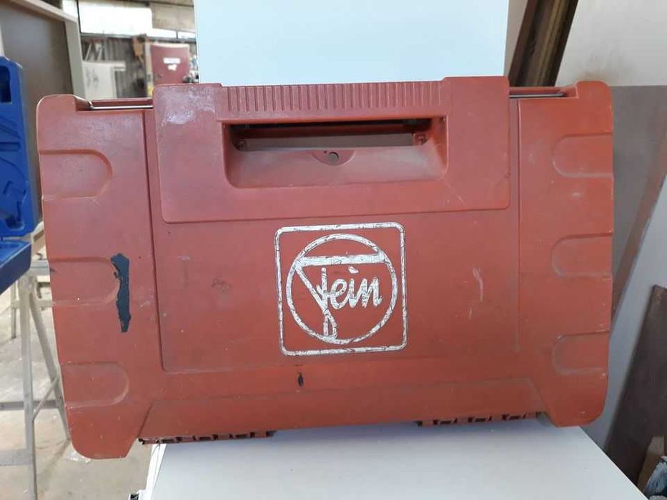 Parafusadora elétrica c/ pente de parafusos