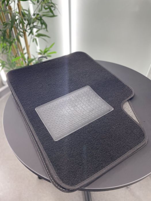 Tapetes universais para carro