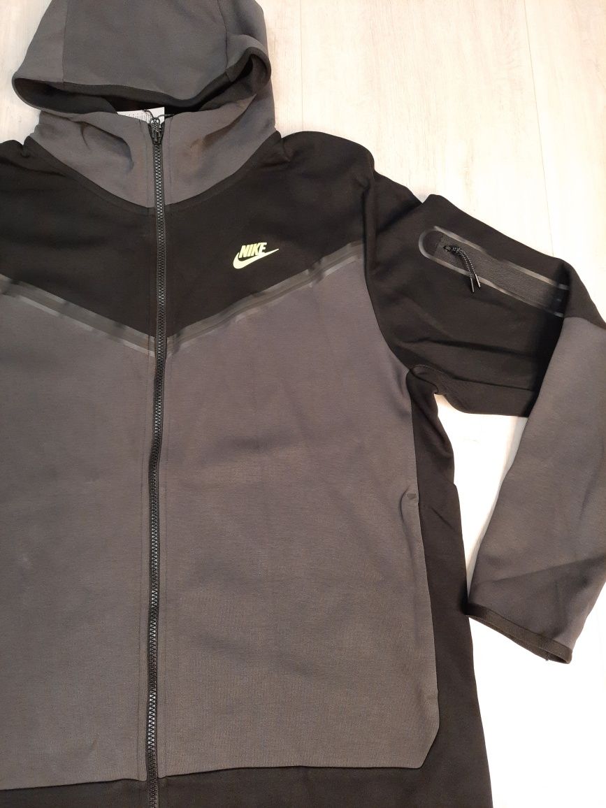 Оригінальна чоловіча кофта NIKE M NSW TCH FLC HOODIE S FZ WR DV0537-01