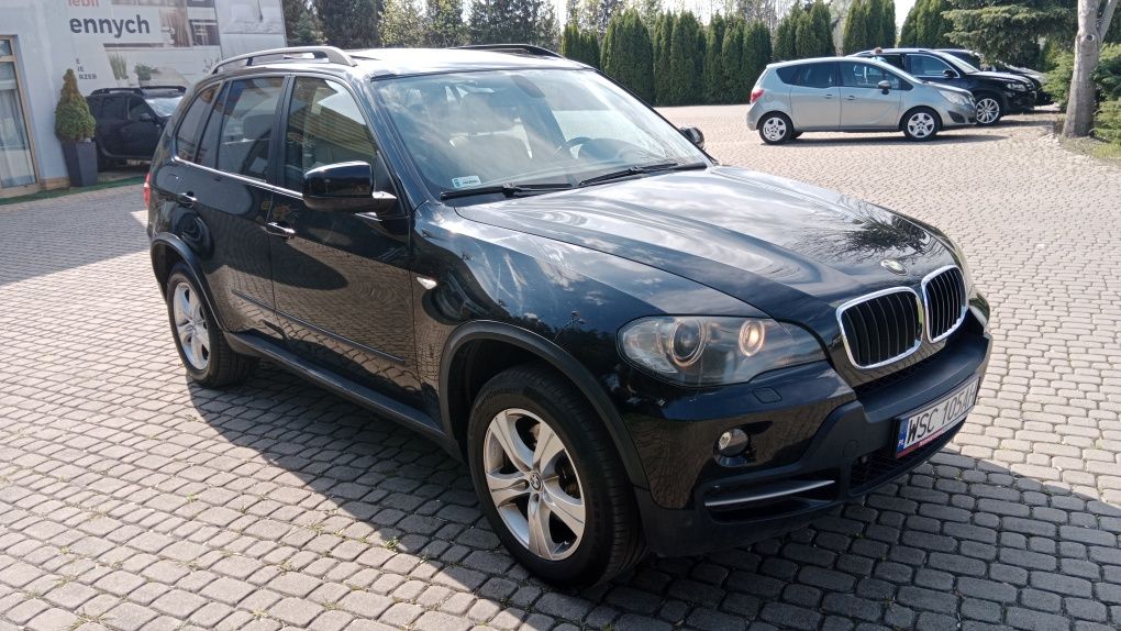 BMW X5 E70 3.0D komforty panorama, nowy rozrząd, stały 4x4