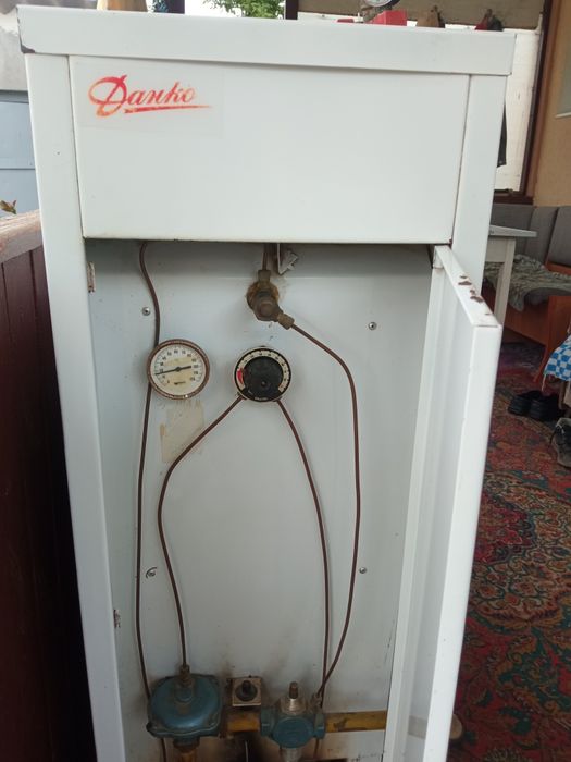 Продам котел Данко