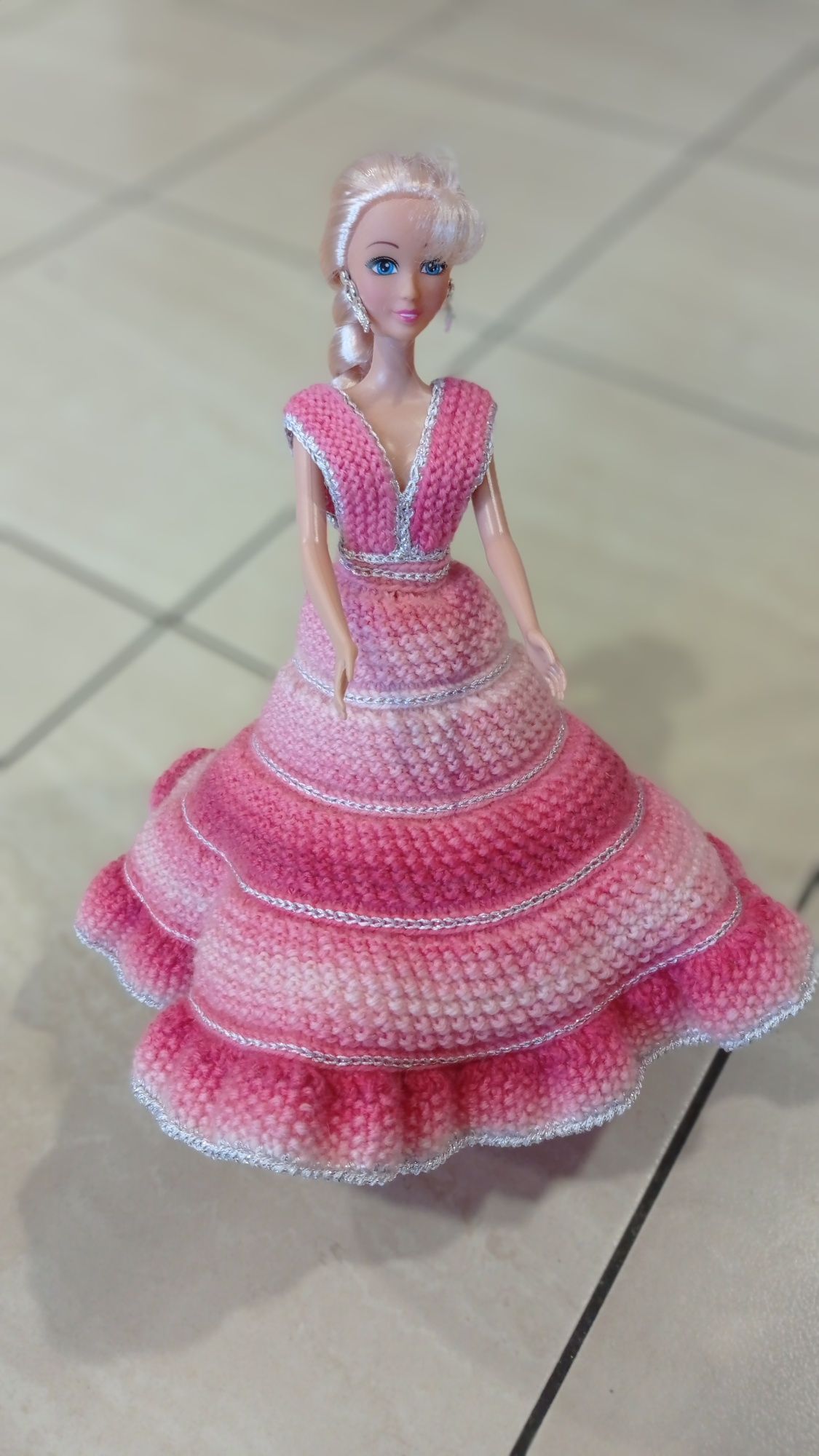 Sukienka dla Barbie