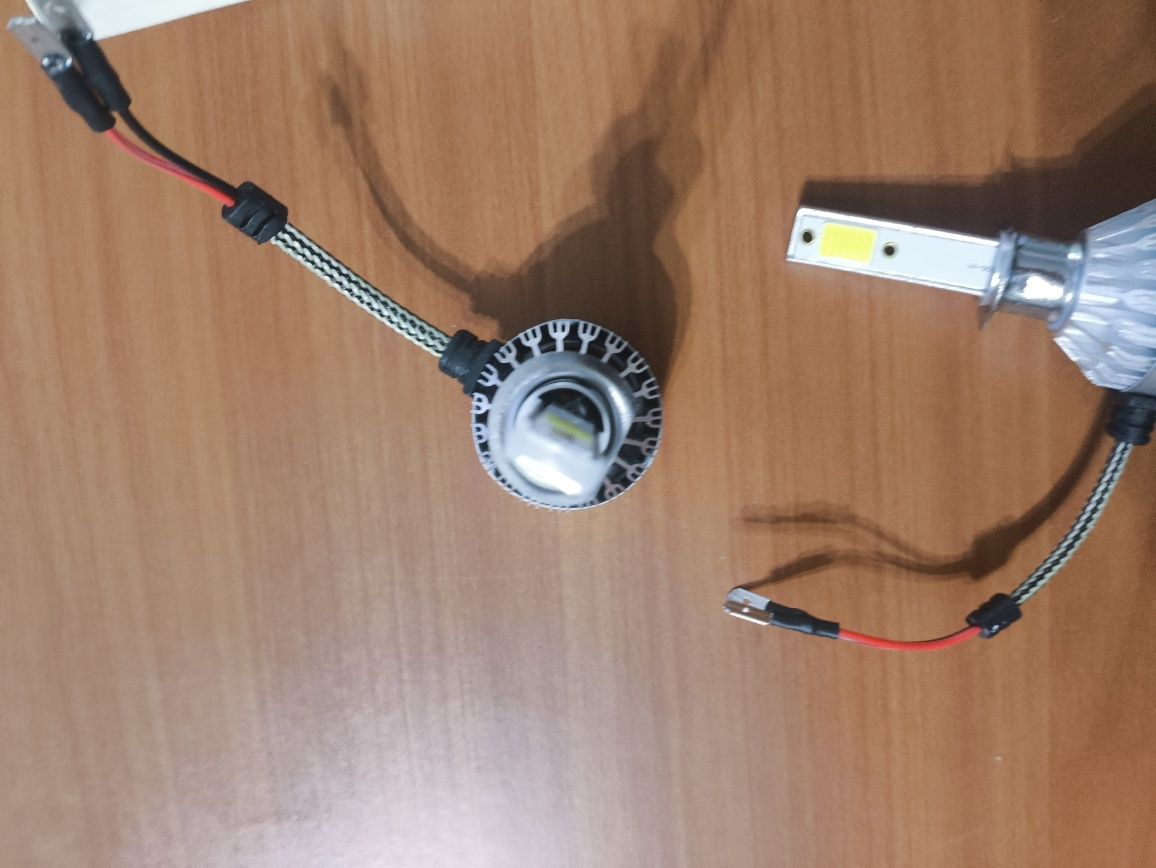Lâmpadas H1 LED 6000K 150W: Branco Puro e Potência Extrema para Seu Ve