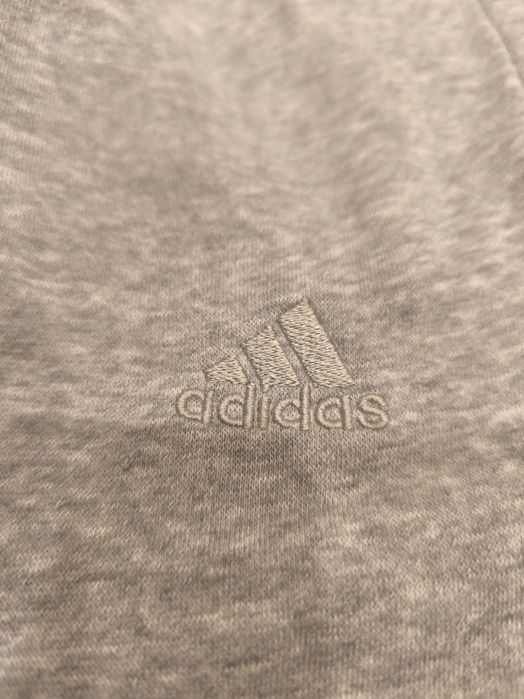 Детские джинсы, вельветовые брюки и спортивные штаны