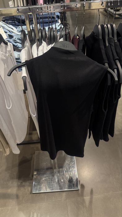 Два топи базові від Zara (разом)