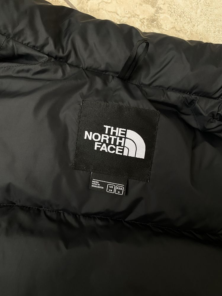 пуховик The North Face 700