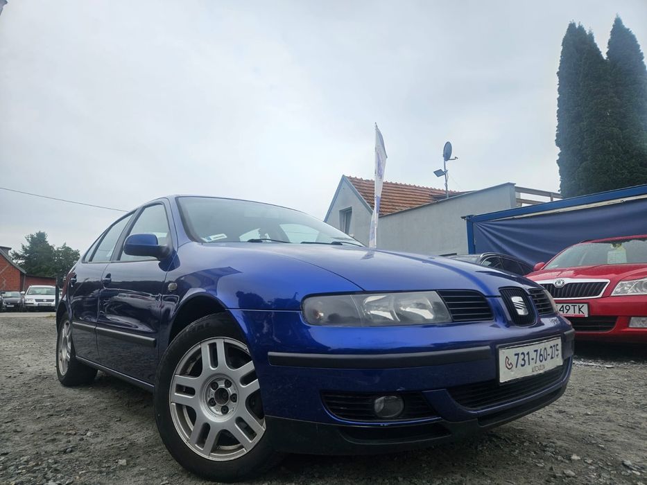 Seat Leon 1.8 benzyna //
