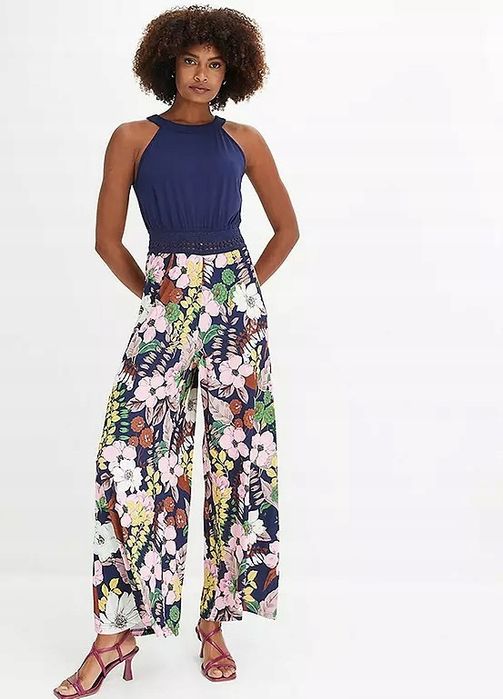 B.P.C kombinezon z koronką w pasie i kwiecistym nadrukiem ^40/42