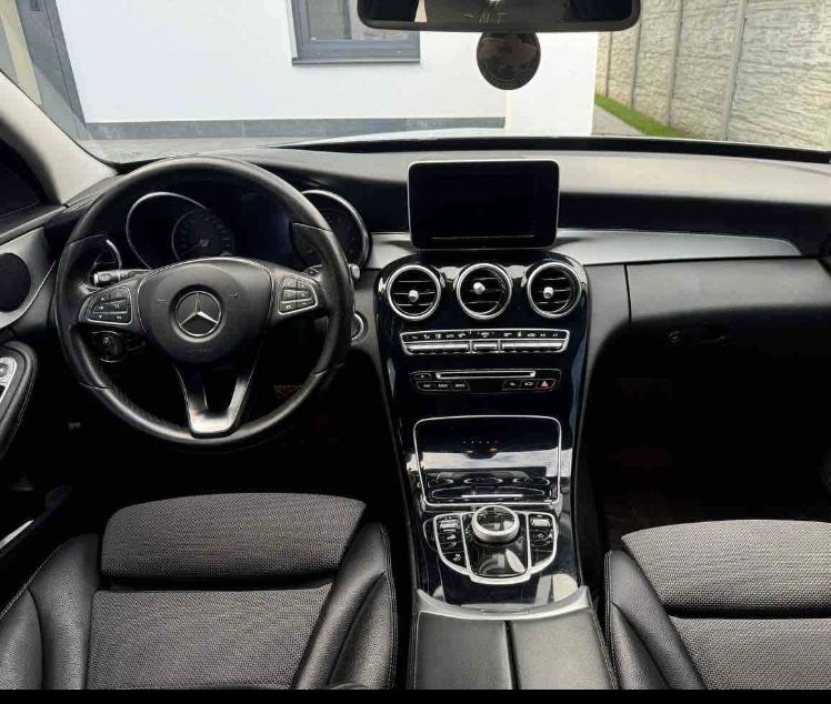 Мерцедес-Бенс С350Е