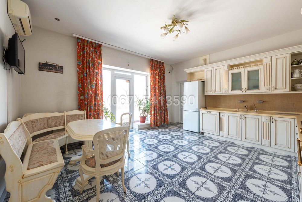 Чапаевка , База Динамо , продаж будинок 480м2 ,10 сот
