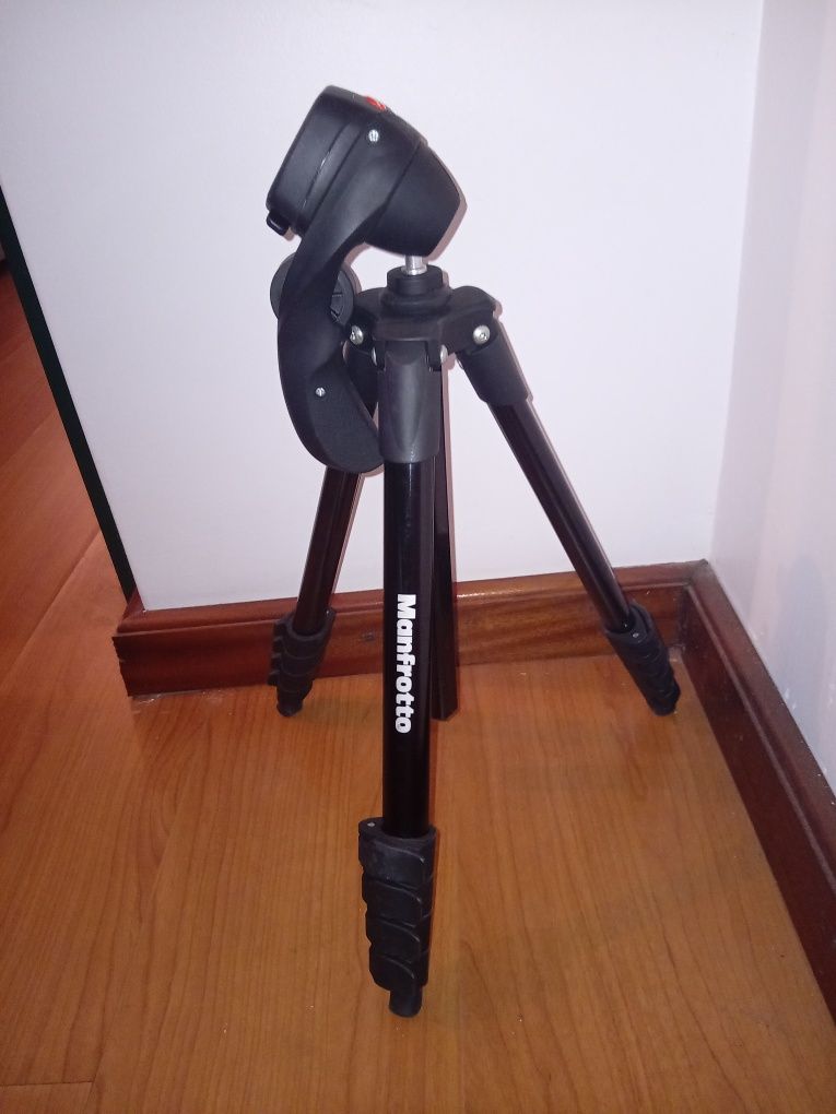 Tripeé Manfrotto