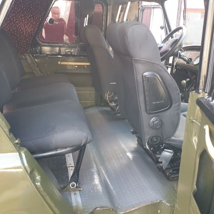 Продам УАЗ командир