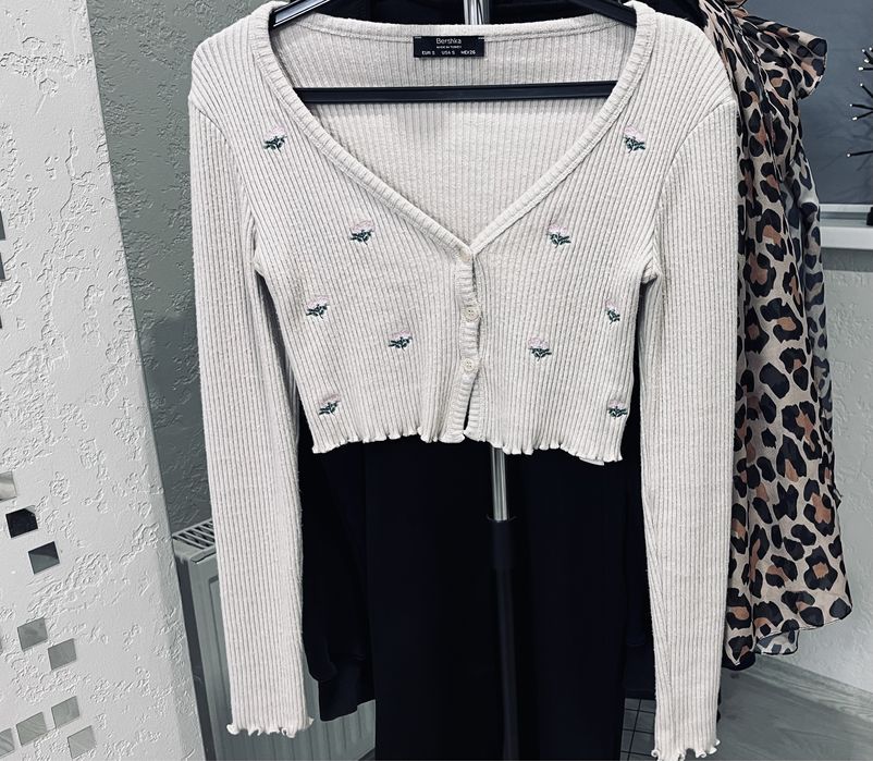 Кофта женская Bershka