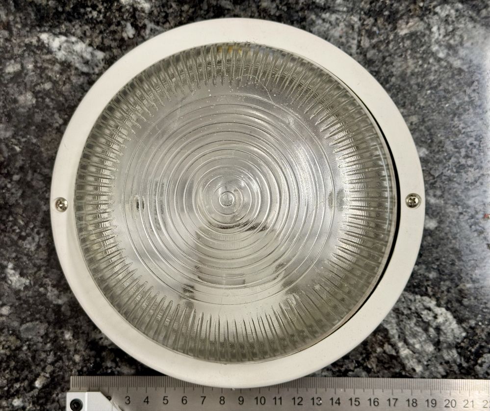Luminária / luz de parede ou teto
