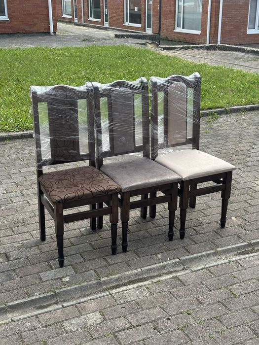 Букові нові крісла