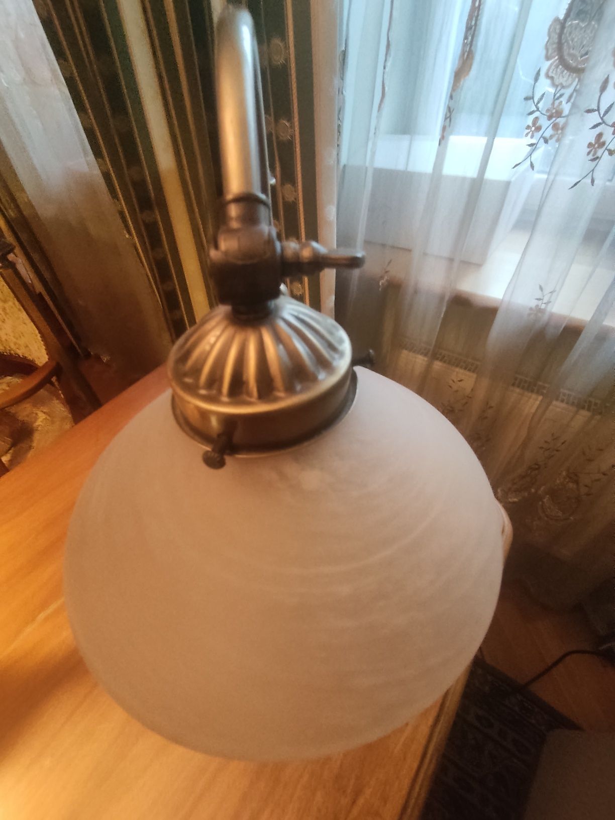 Lampa stylowa mosiężna biurkowa