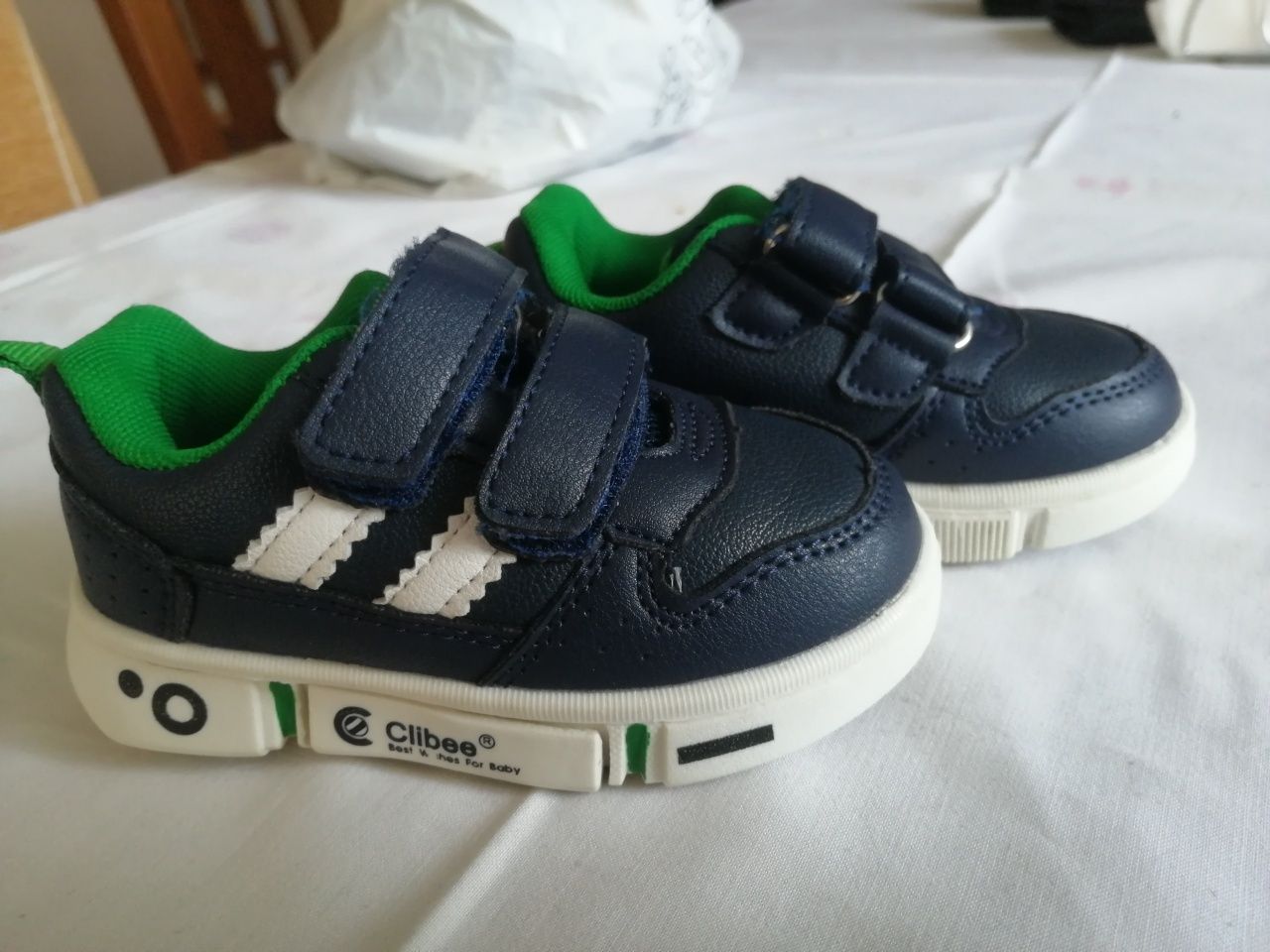 Adidasy chłopięce 22