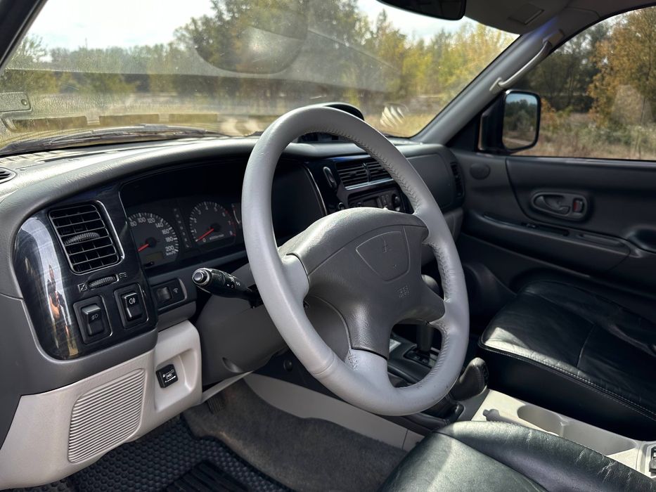 Mitsubishi Pajero Sport 3.0газ бензин Автомат