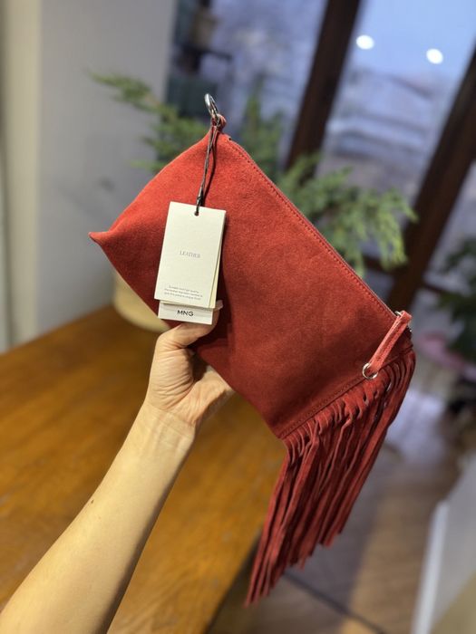 Сумка від Mango з натурального замшу