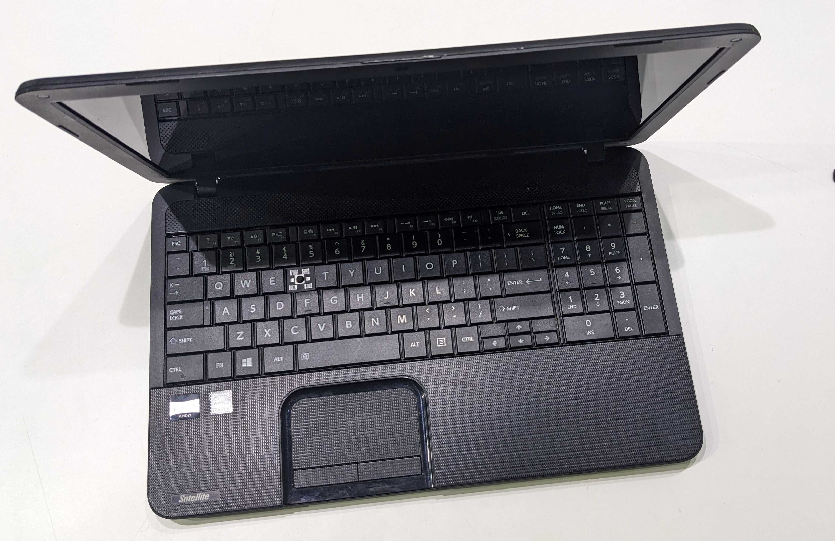 Toshiba Satellite C855С (S5100) AMD Radeon – ноутбук на запчасти