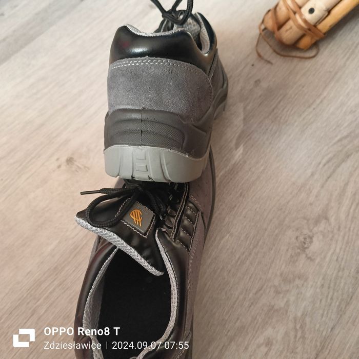 Buty robocze z kapą (blachą)