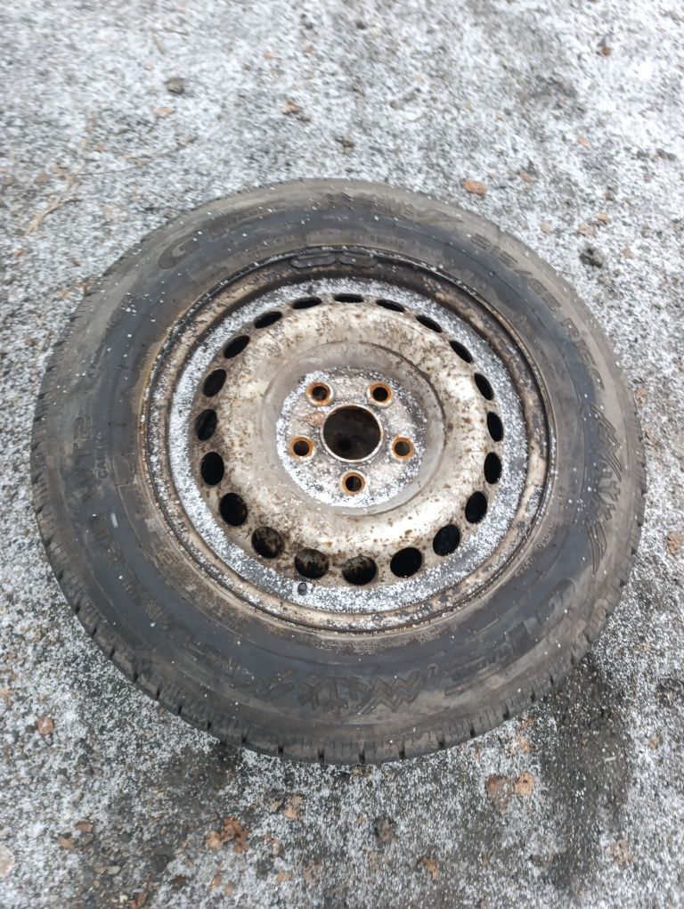 Koła 5x 120 opony 215/65/16C Zimowe 2022rok 9mm