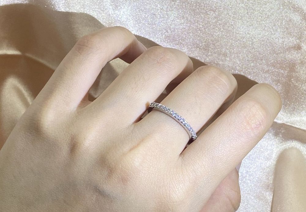 Каблучка жіноча стильна