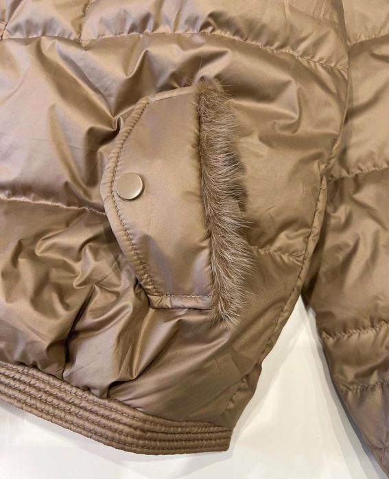 Куртка - пуховик на утином пуху с норковой отделкой