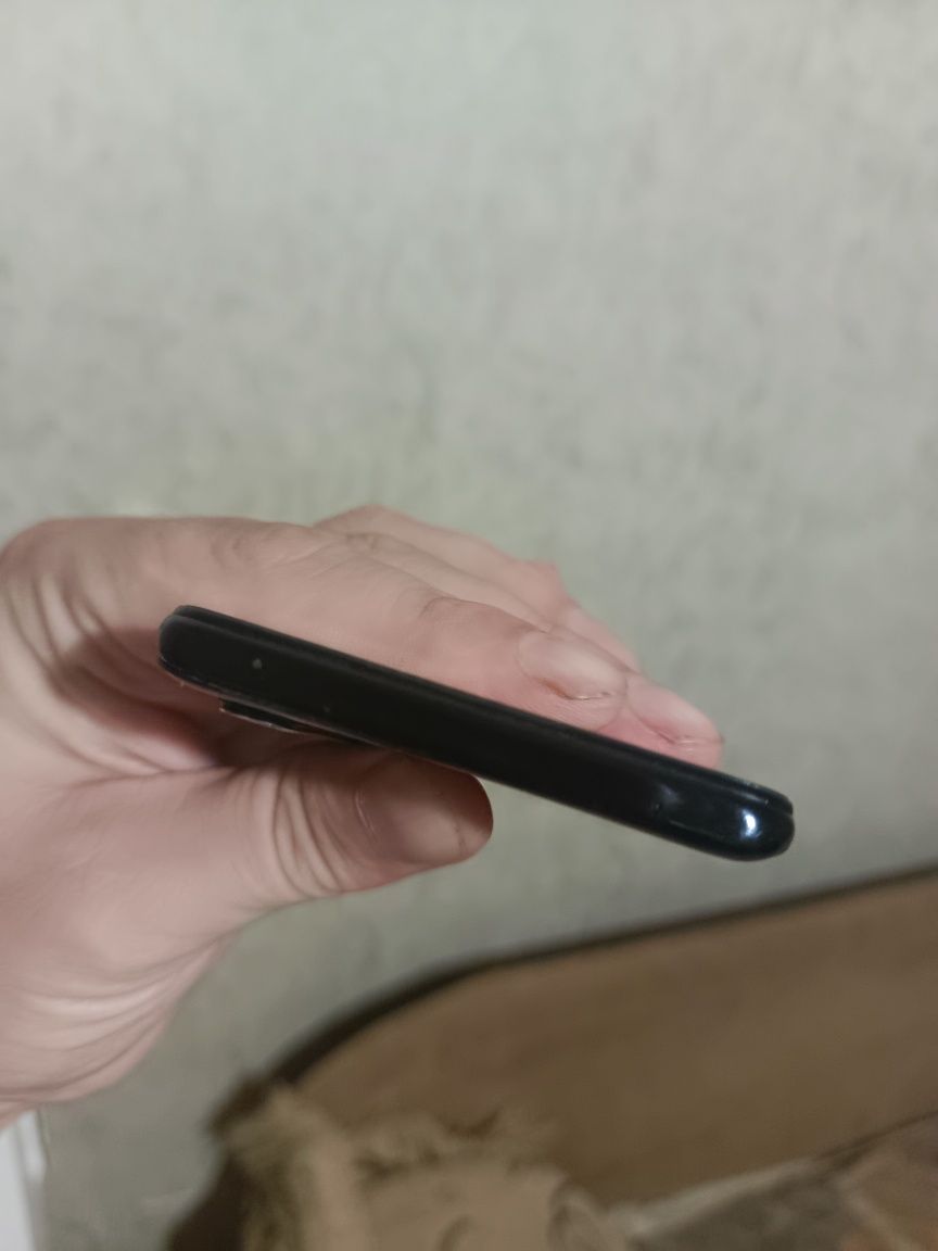 Oppo a91 8/128gb разбит экран под ремонт или на запчастиа