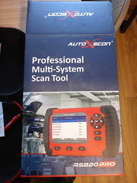 Sprzedam auto scan RS 820 pro