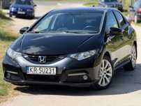 Honda Civic / IX / Kamera Cofania / Drugi komplet kół / Trzeci właściciel /