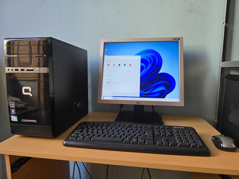 Computador Fixo Compaq CQ2000 Como Novo