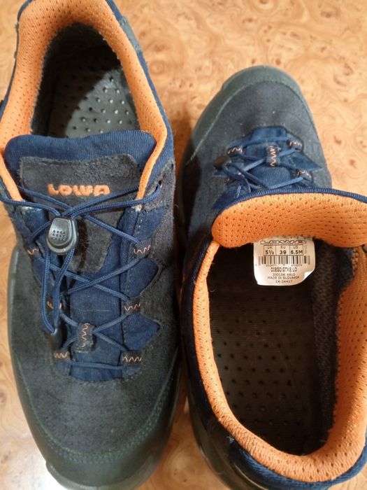 Продам кросівки 39р.