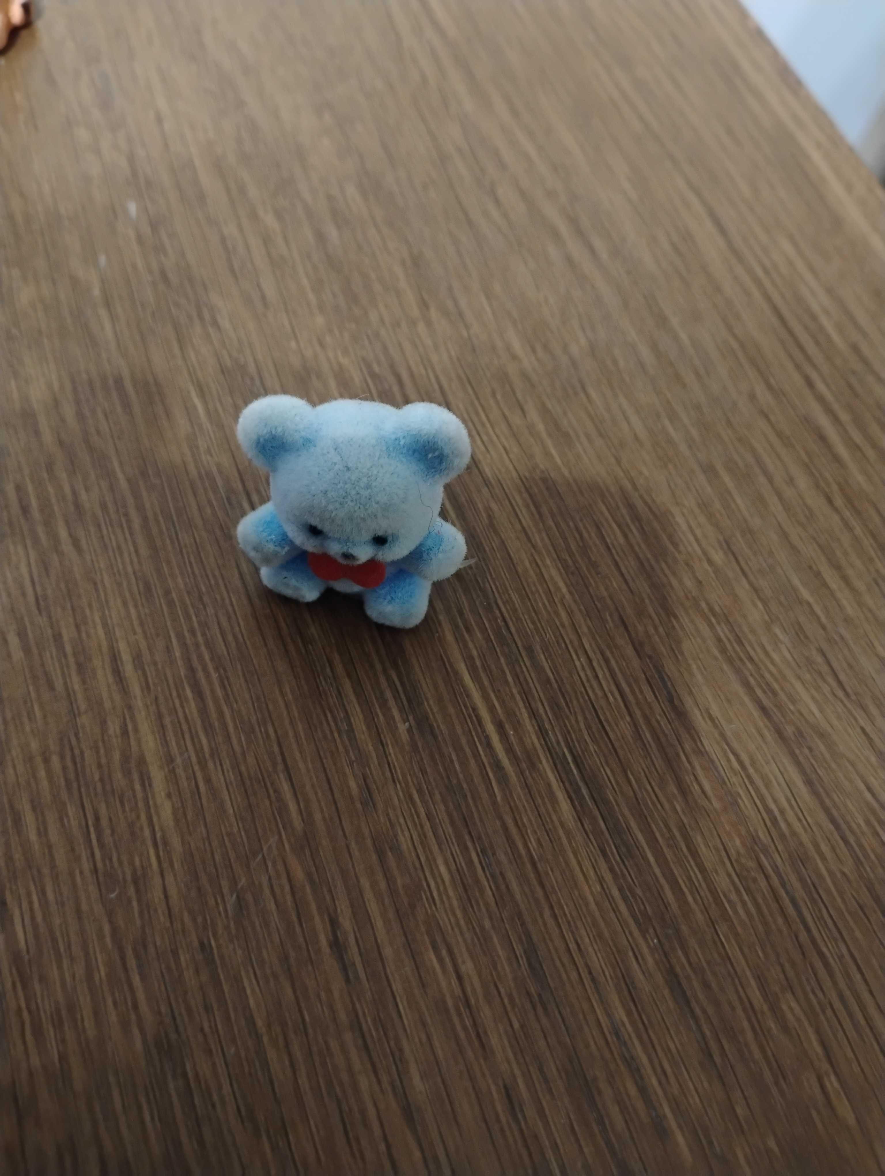 Figurka miś 2,5 cm.