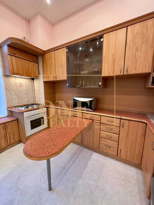 Довготривала оренда 3к Центр, метро Олімпійська, Євроремонт, БЕЗ %%%