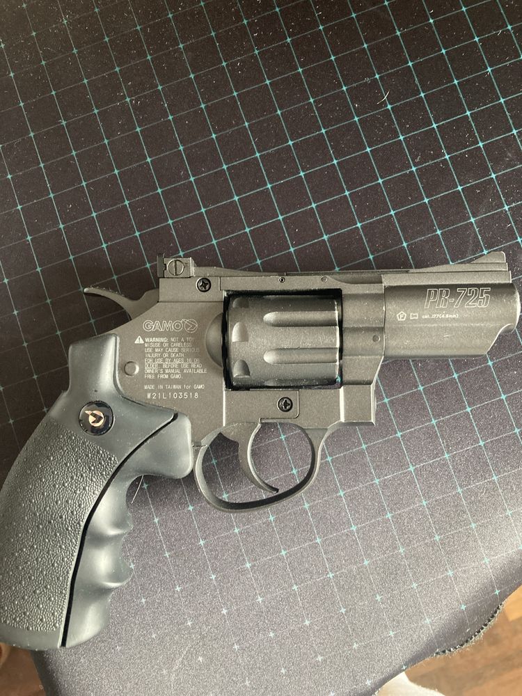 Revolver Co2 Gamo 4.5cal