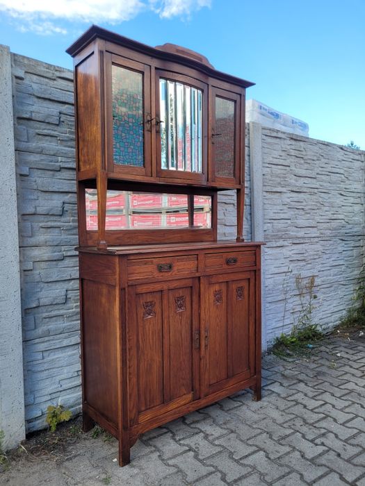 2xElegancki kredens secesyjny.