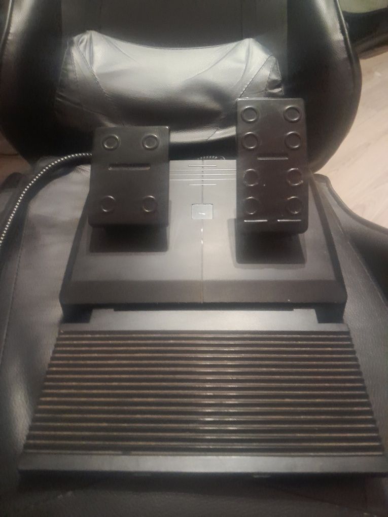 Kierownica logitech g saitek