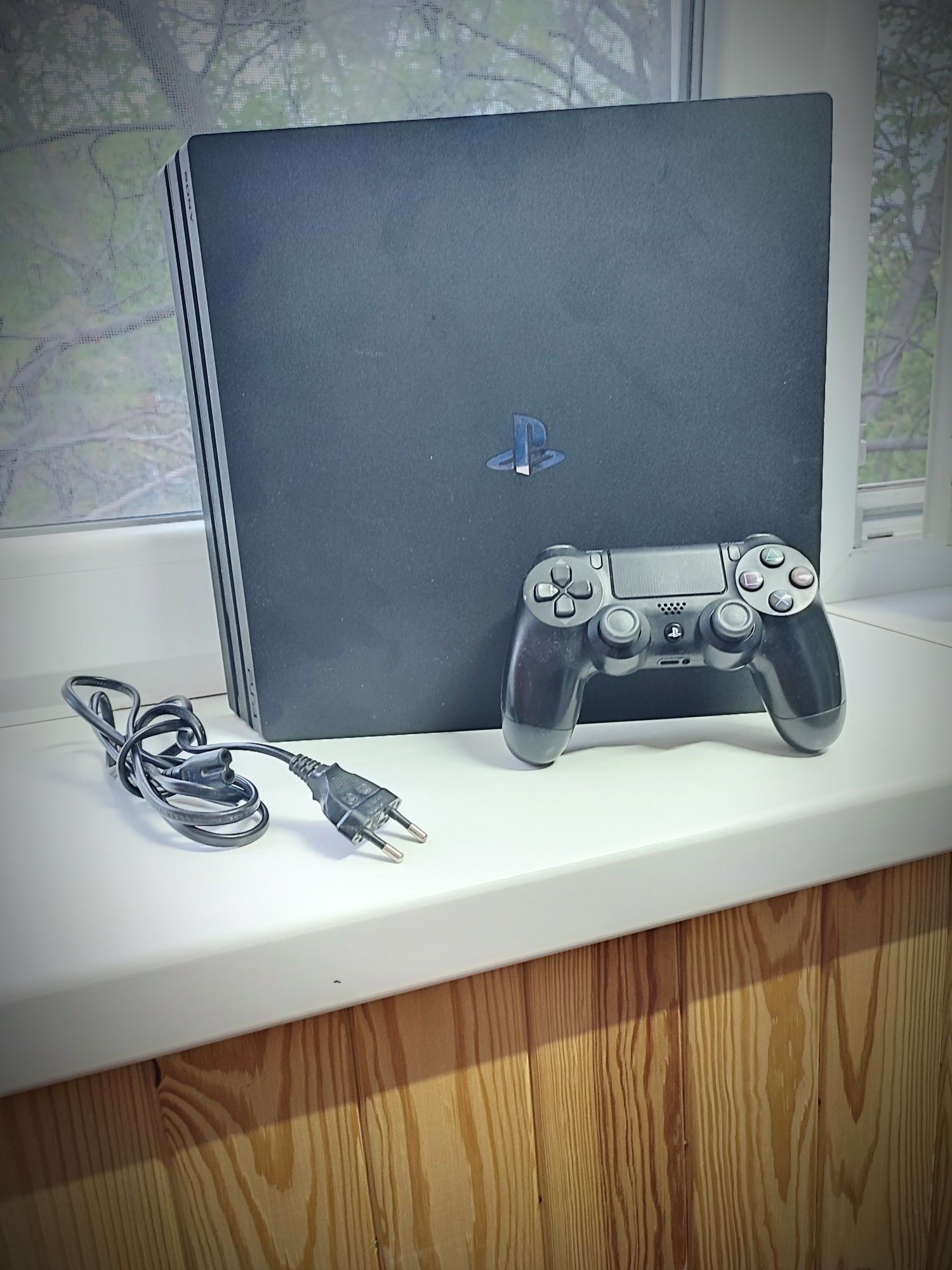 Sony playstation 4 pro 1TB(7216b) + оригінал геймпад