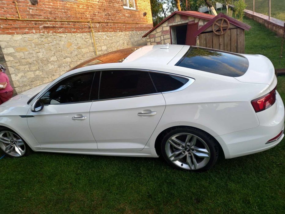 Ауді А5 2019р 2л бензин