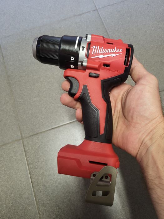 Шуруповерт Дриль Milwaukee 3602 з ударом