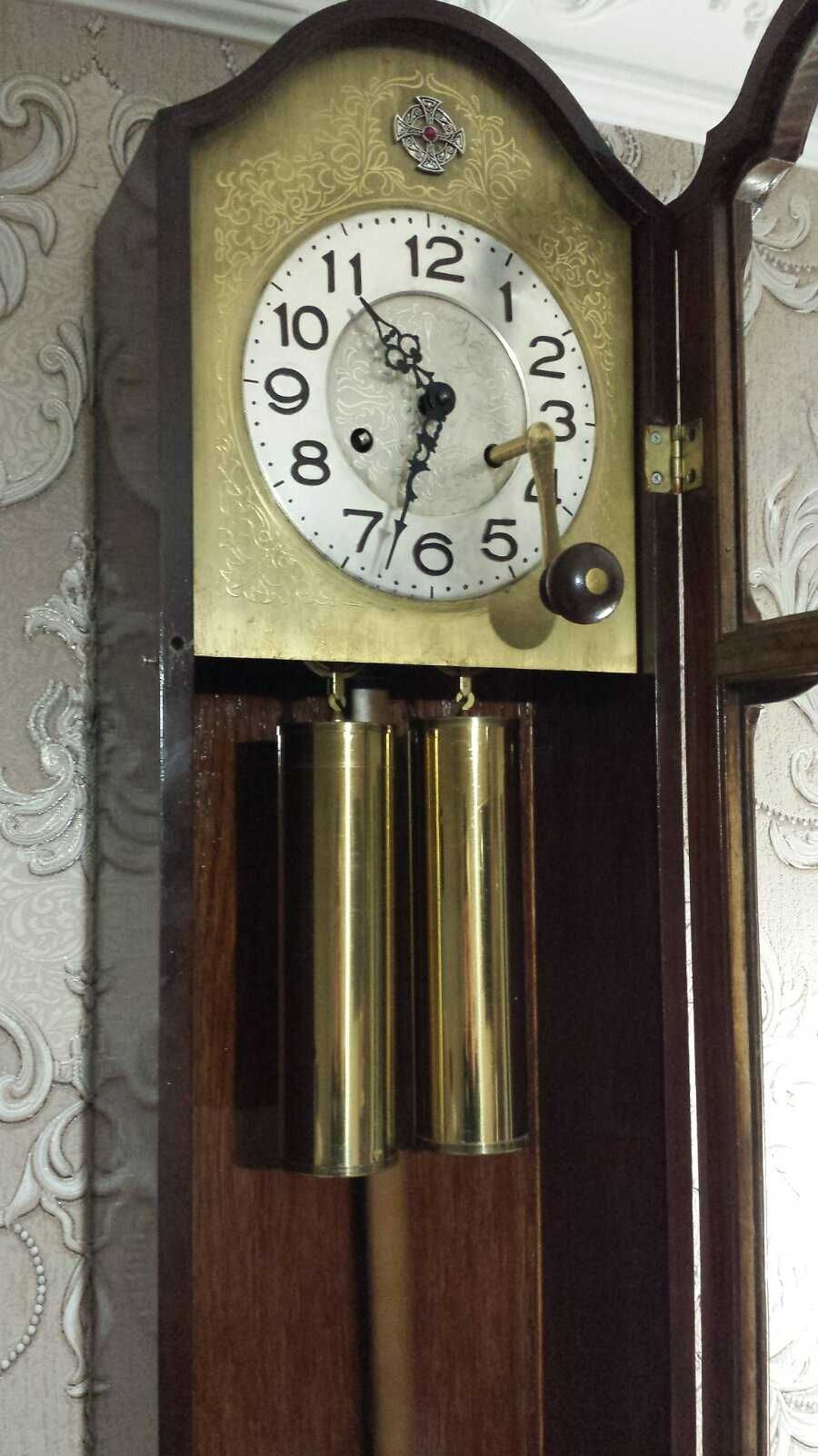 Настенные гиревые часы Hermle (ХЕРМЛЕ)