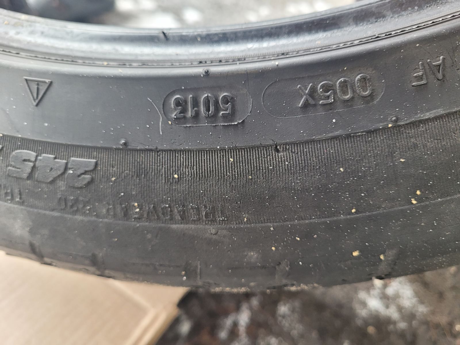 Продам шины бу, 245 45 20, Michelin latitude sport,2.4-3.5мм.