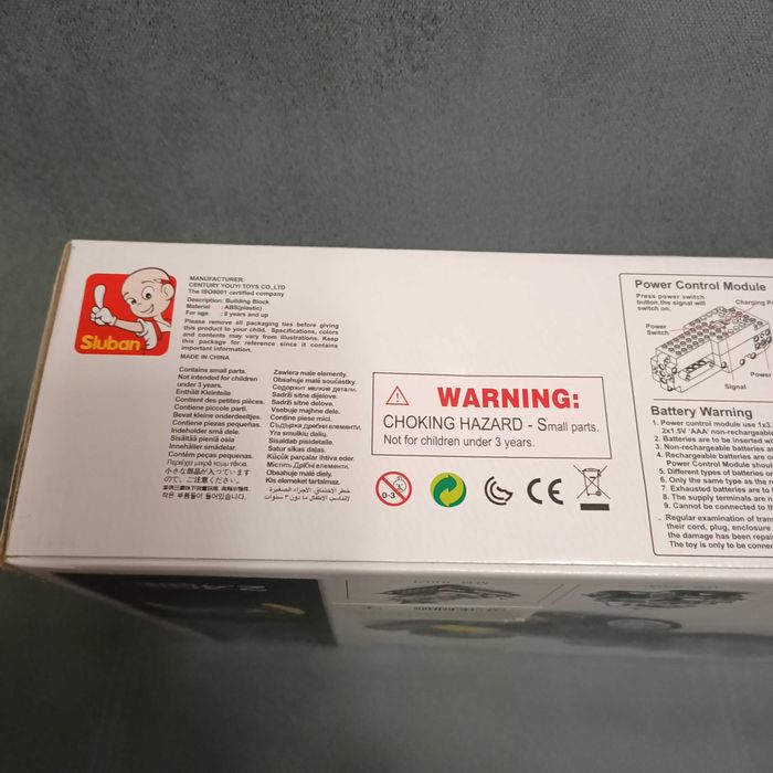 Конструктор SLUBAN гоночний автомобіль на радіокеруванні (M38-B1023)